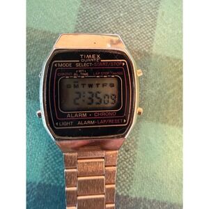 Vintage Timex Quartz Digital Watch Gold Tone | Alarm Chrono | Works